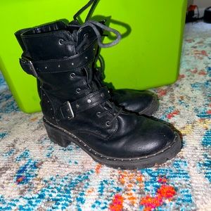 Black women’s combat boots